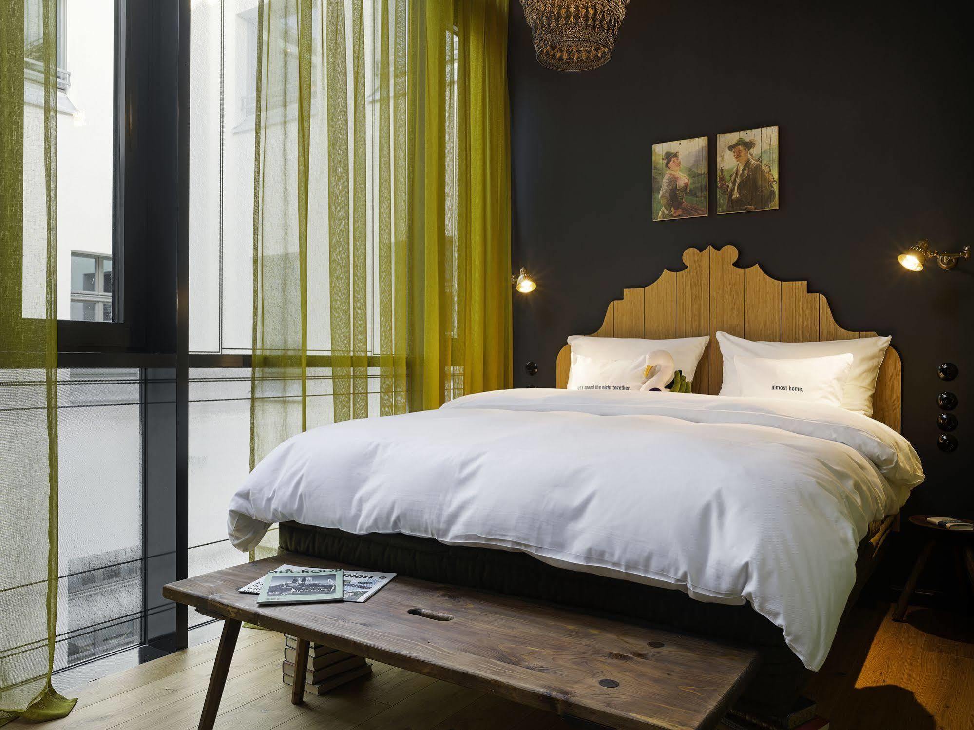 Hotel 25hours The Royal Bavarian München
